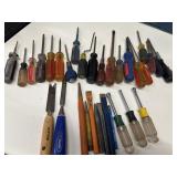 33pc  craftsman, Stanley and other brands .