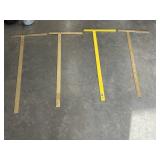 4 drywall T-squares.