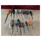 19 pc. Craftsman screwdrivers, cold chisel, and