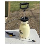 Round up pump up spray bottle.