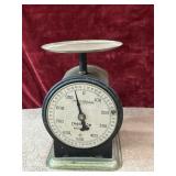 vintage John Chatillon & Sons 1000-gram capacity