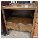 Baker furniture. Traditional mahogany nightstand.