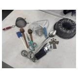 Kitchen tools and baking utensils, mesh strainer,
