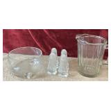 7 pc. footed bubble bowl, shakers, clear pressed