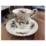 Vintage Elizabethan Fine Bone China Teacup &