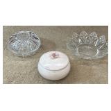 3 pc porcelain and glass trinket dishes.