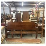 Rice-carved plantation bed. Vintage wooden