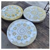 3 Aluminum shabby-chic, distressed floral mandala
