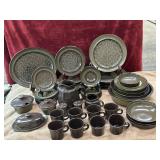 46pc. vintage Franciscan Madeira earthenware: