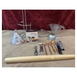 16 pc. Bundle Kitchenware includes glass lid,