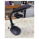 Black gooseneck desk lamp. Tested and works.