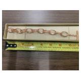 Costume Jewlery Bracelet - 7.25"