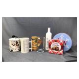 Assorted glass/tin lot