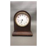 Antique 8 day French shelf clock with key