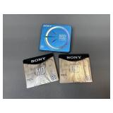 Vtg Sony Mz-e60 Mini Disc Walkman & Tapes
