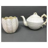 Vtg Belleek Irish Limpet Shell Design Teapot & Cup
