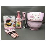 Colanders, Mini Waffle Maker & Kitchen Gadgets