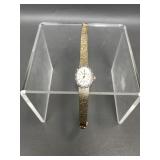 Pretty Vintage Ladies Elgin Quartz Watch