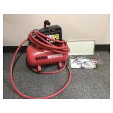 Central Pneumatic Air Compressor With Accessories