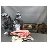 Halloween Masks & Spooky Decor
