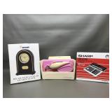 Vtg Singer Electric Scissors, Sharp Calculator &