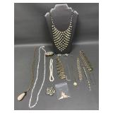 Vtg Brass Trinket Box, Bib Necklace & Vtg Gold