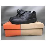 New 6.5 Ladies Air Force 1's Sneakers