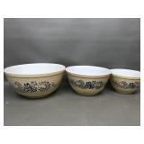 Vintage Pyrex Homestead Mixing Bowls