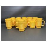 Vintage Rubbermaid Ribbed Plastic Tumblrs/cups