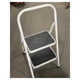 Tricam White Step Ladder