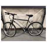 Coyote mountain bike, model 975