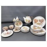 Vintage Mcm Metlox Poppytrail- Vernon Woodland