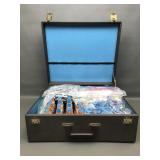 Vintage Murphy Beauty College Case W Curlers!