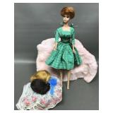 Vintage Barbie Doll With Changable Wigs/hair