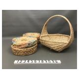 Vtg Hand-woven Straw Tortilla Warmers & More