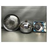 Vtg West Bend Penguin Ice Bucket & Serving Trays