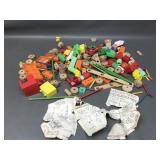 Vintage Tinkertoy Construction Set With Connectors