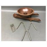 Woodcroftery Wooden Nutcracker Wheelbarrow Bowl