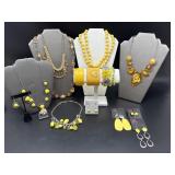 Mostly Modern Paparazzi Costume Jewelry & More!
