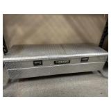 Husky 71.36-inch Aluminum Diamond Crossbed tool