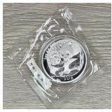 2005 Panda 10 Yuan .999 1oz Silver Coin in Capsule