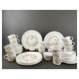 Vtg Correlle Strawberry Sundae Dinnerware