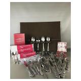 Artistry Oneida Silverware Set