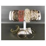 Vtg & Modern Gold Tone Costume Jewelry Bracelets