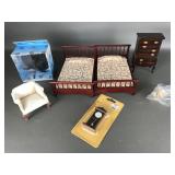 Dollhouse Miniature Beds & Floral Bedding & More