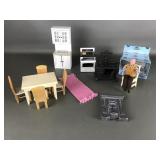 Town Square Miniature Kitchen Table & More