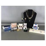 Vtg Avon Butteryfly Pendant Necklace & More Gold