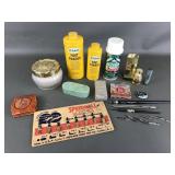 Vintage Atomic Space Age Makeup & Ephemera