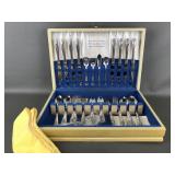 Vtg Rogers Bros Daffodil Flatware In Wood Box