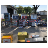 Estate Sale: Vintage Treasures for Pickers & Collectors